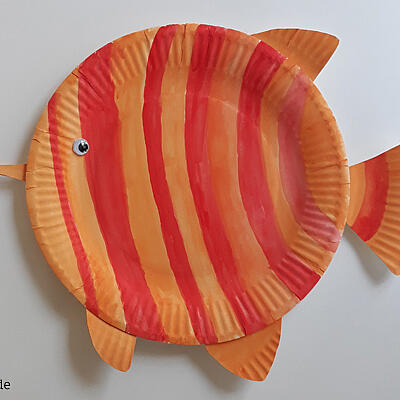 erzieherin mit kindern clipart fish