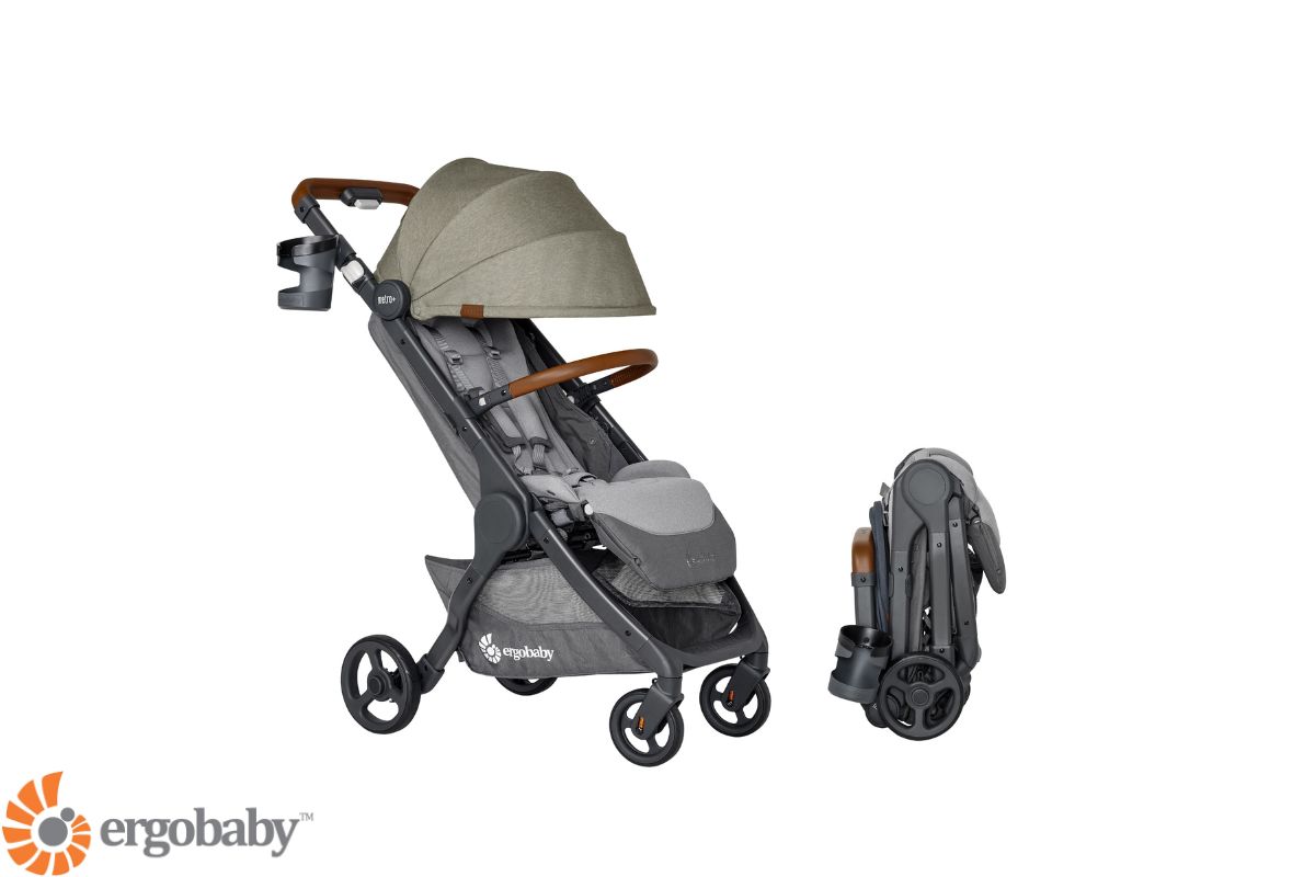 Grauer Kinderwagen mit Zubehör